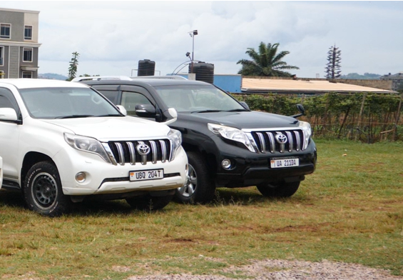 Toyota Prado XV image 1